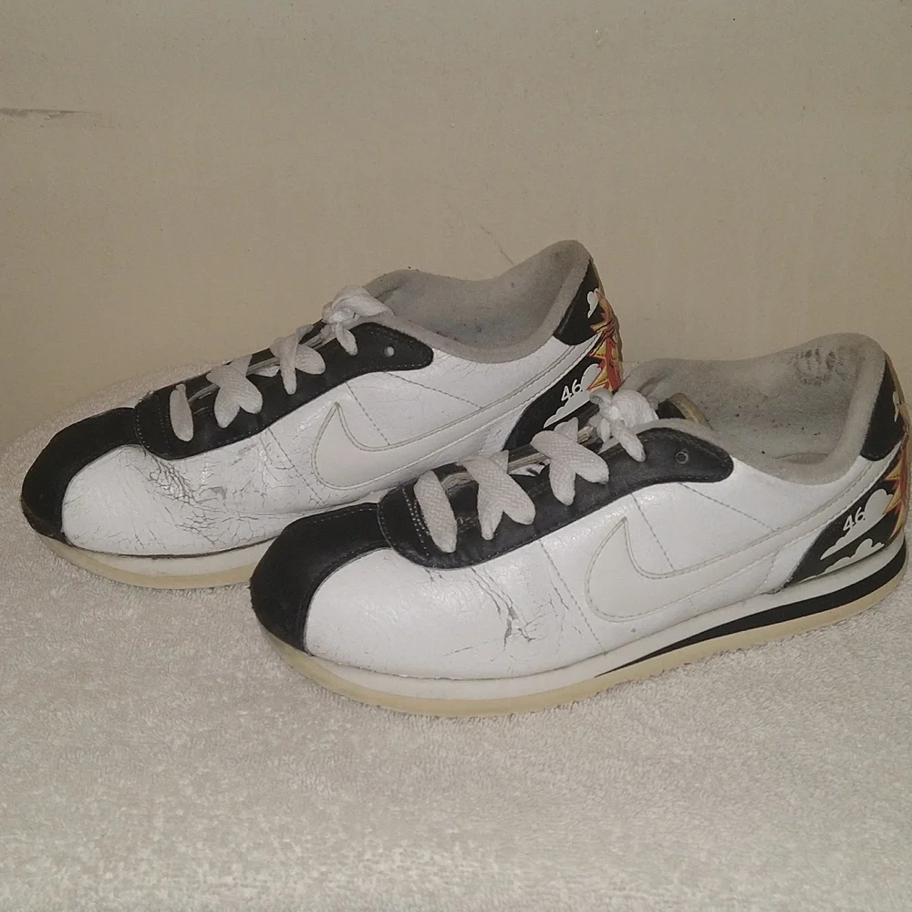 Vintage RARE 2008 Nike Cortez Sun & Moon Size 4.5Y Sneakers